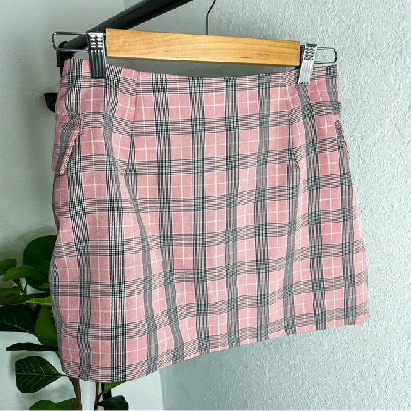 -`♡´- Free! Fashion Nova Plaid Wrap Button Mini Skirt Size S - Picture 8 of 10